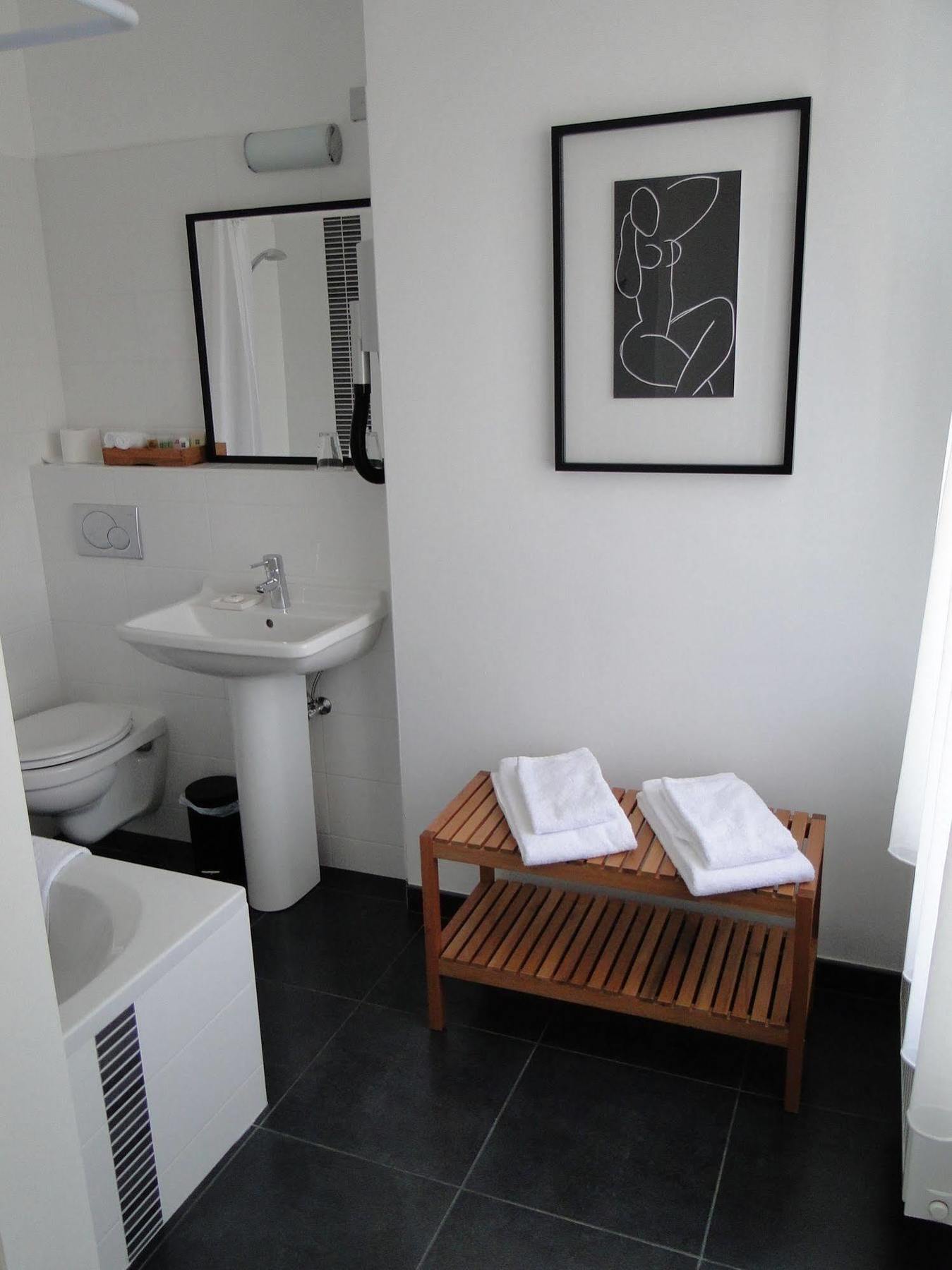 Hotel Malon Leuven Luaran gambar