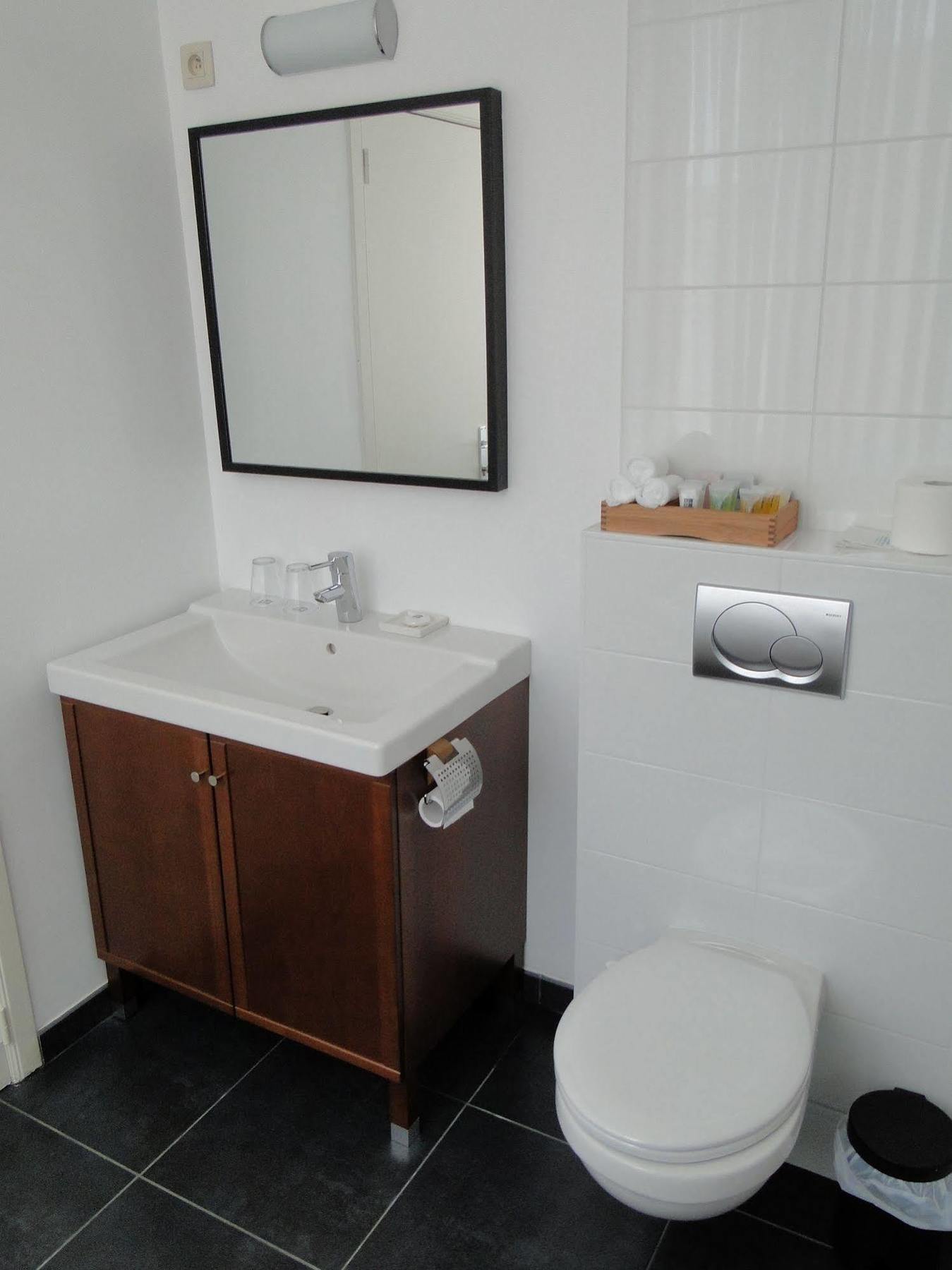 Hotel Malon Leuven Luaran gambar